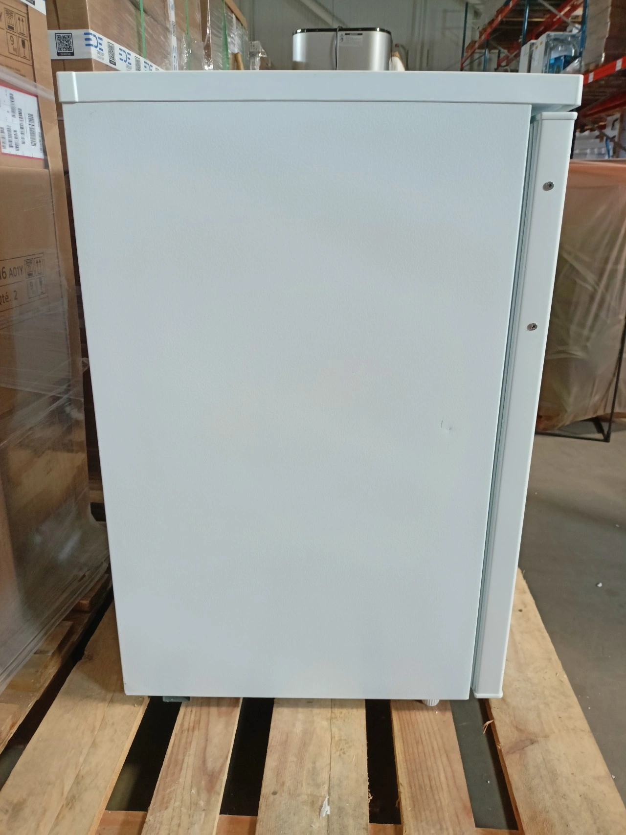 AEG RTS811DXAW Freistehender Tisch-Kühlschrank mit Gefrierfach 120L, Weiß - B Ware [akzeptabel]
