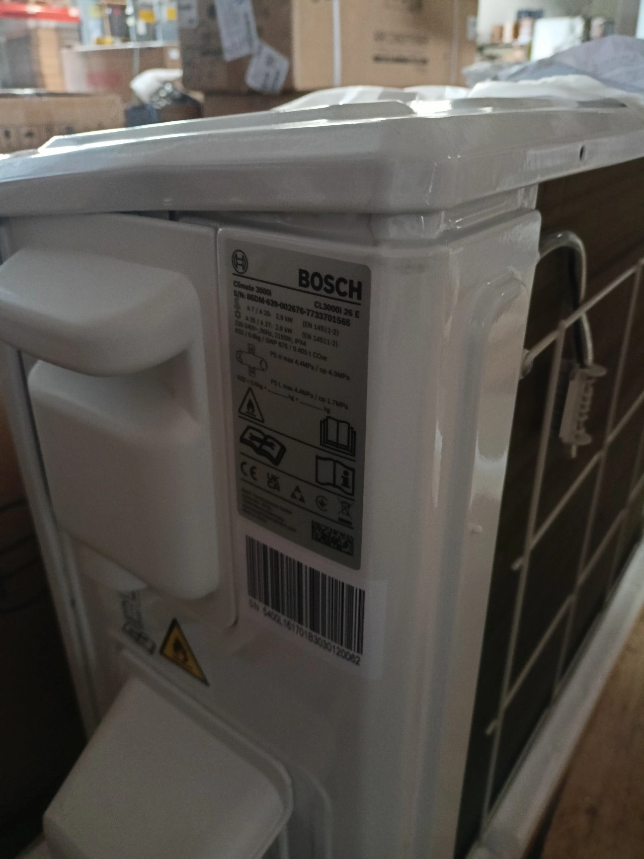 Bosch Split-Klimagerät CL3000i-Set 26 WE Außen- und Inneneinheit, 2,6 kW, A++ (7733701735) - B Ware [akzeptabel]