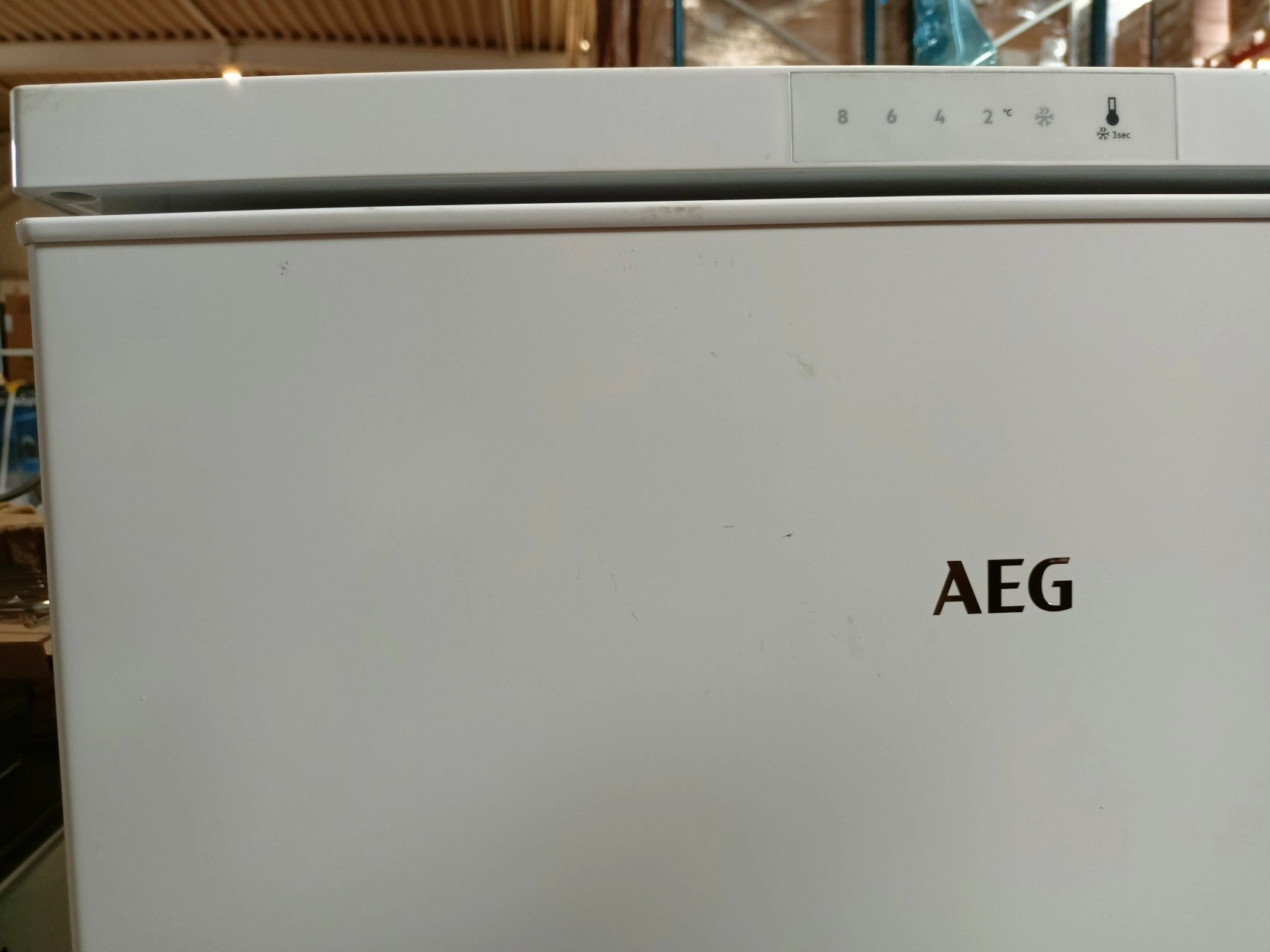 AEG RTS811DXAW Freistehender Tisch-Kühlschrank mit Gefrierfach 120L, Weiß - B Ware [gut]