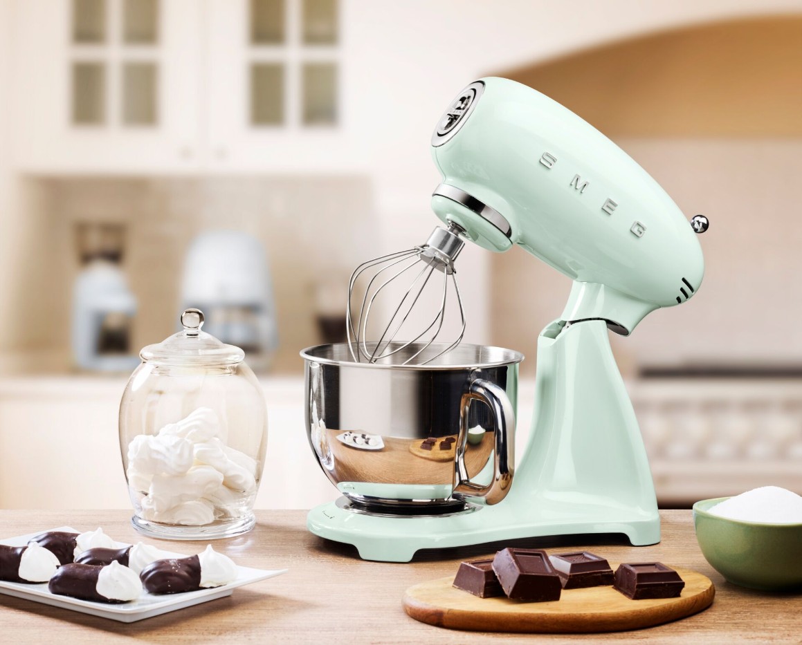 SMEG SMF03PGEU Küchenmaschine 50´s Retro Design 800W, Pastellgrün - B Ware [sehr gut]